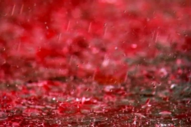 KRVAVA KIŠA PADA NAD SRBIJOM: Nekada je to značilo STRAŠNO BOŽJE PREDSKAZANJE!