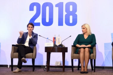 ULTIMATUM ANE BRNABIĆ ZA VUČIĆA: Ili Zorana ili ja!