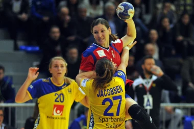 Šok na kraju: ŠVEĐANKE RASTUŽILE SRPSKE RUKOMETAŠICE U POSLEDNJEM NAPADU!