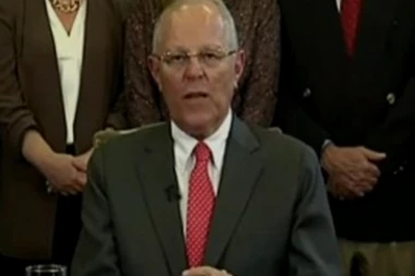 PREDSEDNIK PERUA PODNEO OSTAVKU!