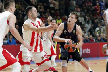 (VIDEO) Susret starih prijatelja: KOŠARKAŠ ZVEZDE DOČEKAO BIVŠEG IGRAČA PARTIZANA!