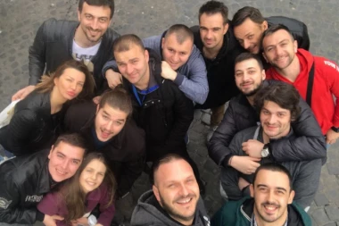 OBOREN REKORD: Dejan digao na noge 100.000 posetilaca Bir festa!