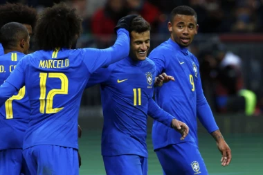 (VIDEO) "KARIOKE" MOĆNE I BEZ NEJMARA: Brazil zgazio Rusiju