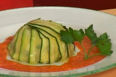 ZDRAVLJE JE U MODI: Pustite mediteran u vašu kuhinju sočnom vegetarijanskom pitom!