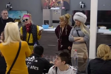 (VIDEO) Žestoka svađa Teodore i Bebi Dol!