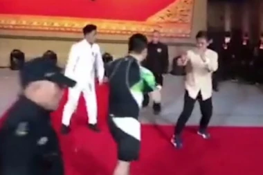 (VIDEO) ŠLJAS! REŠENA DILEMA: Evo ko je "zajebani" - MMA borac ili kung-fu "majstor"!
