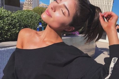 (FOTO) Jednu od najlepših žena na svetu OSTAVIO DEČKO!