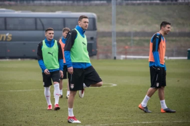 VEDRA ATMOSFERA MEĐU "ORLOVIMA": Matić i Ivanović napravili šou