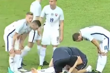 (VIDEO) Saigrači spasili Škrtela