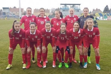 Italijanke ubedljive protiv Srpkinja, BEZ PLASMANA NA EP