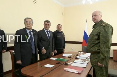 (FOTO) CVIKAJU OD PUTINA: Kada je stigao u Kemerovo nadležni se UHVATILI ZA RUKE!