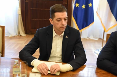 Ðurić: Saučešće građanima SAD i porodicama stradalih