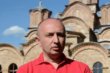 JOVIĆ: KUNDACIMA ME TUKLI PO KIČMI