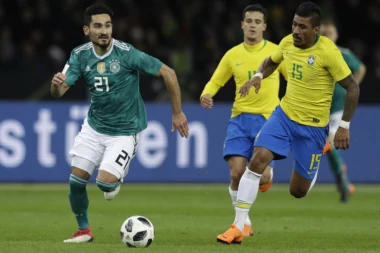 "Karioke" ohrabrene nakon pobede u Berlinu: NAŠ DRES MORATE VIŠE DA POŠTUJETE!