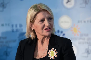 UMETNICI NEĆE SA DRAGICOM: Oštre reakcije na predlog da bivša prva dama dobije mesto u ULUS