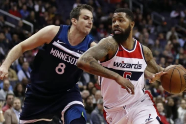 Bjelica posečan u pobedi: Bobi dvocifren u porazu Klipersa