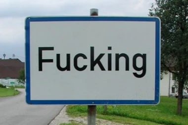 ŠTA MISLITE, ŠTO? Selo "Fucking" dobilo besplatan pristup premijum sadržaju Pornhub-a!