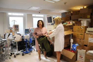Zemunskoj bolnici donirana medicinska oprema od 500.000 evra!