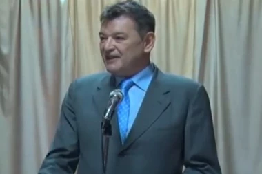 "BUJKE, BOLJE DA SI ISTINU POTRAŽIO U SREDNJEM VEKU": Glumac Tika Arsić o tužbi protiv Srpskog telegrafa