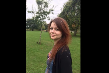 Julija Skripalj posle trovanja jede i govori, otac i dalje kritično!