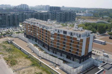 (FOTO) Deluks kategorija: NOVAK ZAKUPIO CEO SPRAT U ELITNOM NASELJU NOVOG BEOGRADA!