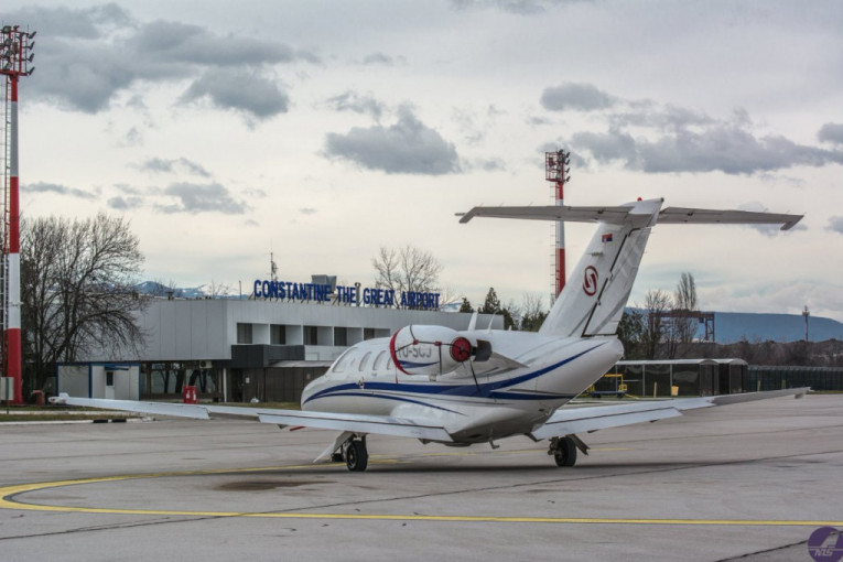 SMENJEN DIREKTOR NIŠKOG AERODROMA!