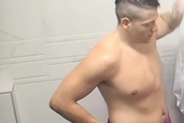 LUNA ISPUŠTALA ZVUKE: Sloba i ona se sakrili pa imali žestok S*KS!