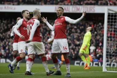 SPALA KNJIGA NA DVA SLOVA - Oni su kandidati da naslede Vengera u Arsenalu