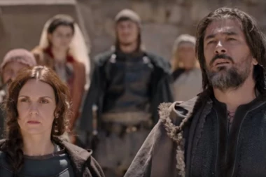 GLUMICA U "NEMANJIĆIMA" IZGOVORILA NEŠTO ŠTO JE SVE ŠOKIRALO!