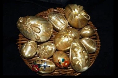 Praštajte i volite se, Bog vas blagoslovio: Ovako srpska estrada slavi Uskrs!