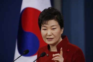 "JAVNA GILJOTINA!" Izricanje presude bivšoj predsednici Južne Koreje PRENOSIĆE SE UŽIVO!