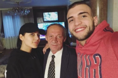 Noć veštica kod Ražnatovića: Veljko ima neobičnu masku, a tek da vidite Anastasiju!