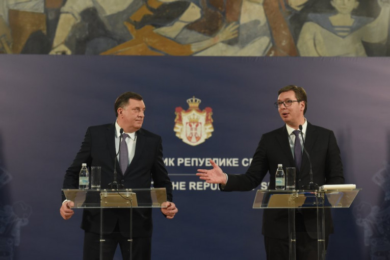 Sastanak u Predsedništvu: Vučić i Dodik razgovaraju o strateškim pitanjima za opstanak srpskog naroda