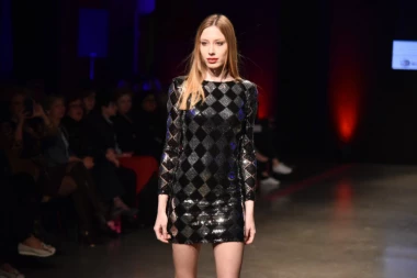 Održana humanitarna modna revija za decu iz Prihvatilišta (FOTO GALERIJA)