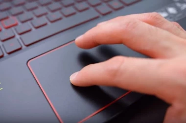 (VIDEO) Acer Triton 900 gejming laptop sa "transformers" ekranom