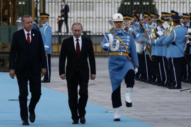 OTKRIVAMO PLAN RUSIJE I TURSKE: Rat za Balkan, Putin i Erdogan proteruju Ameriku