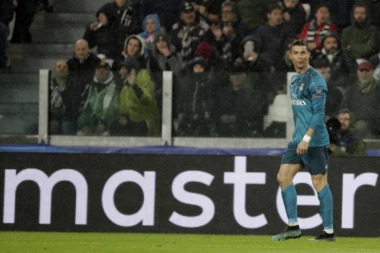 (VIDEO) GOL KOJI JE IZAZVAO APLAUZE U TORINU: Makazice Ronalda sa 11 metara!