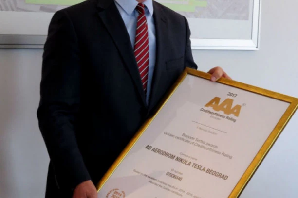 ŠTO JE BABI MILO... Bivši direktor Aerodroma Vlaisavljević širi glasine da će biti predsednik FSS, istina je DRASTIČNO DRUGAČIJA!