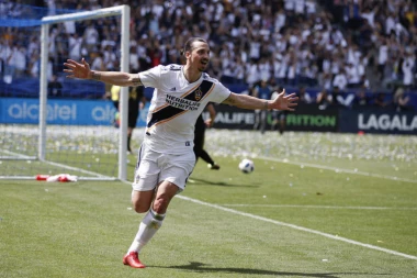 AMERIKA MU PREČA OD KINE: Ibrahimović odbio 100 miliona dolara da bi igrao u MLS!