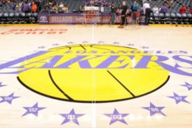 (FOTO) VELIKI SRPSKI TALENAT: Hteo ga Partizan, sada gradi karijeru u Lejkersima!