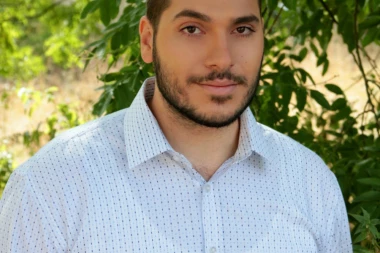 NOVINAR I HUMANISTA O NASLEĐU, VASPITANJU I PONOSU: Duh prostakluka je kao bumerang!