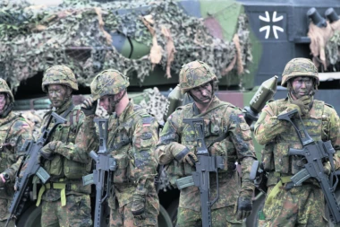 ZVECKANJE ORUŽJEM NA RUSKIM GRANICAMA: NATO organizuje najveće vojne vežbe od Hladnog rata