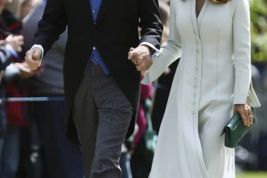 Šok u Britaniji Teške optužbe protiv svekra Pipe Midlton: PEDOFIL-SILOVATELJ U  KRALJEVSKOJ PORODICI