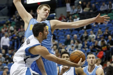 (VIDEO) SRPSKI NBA "RAT": Maestralni Jokić slomio Bjelici srce