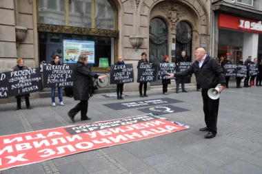 MALO FALILO DA SE POBIJU ŽENE U CRNOM I SPASIĆ
