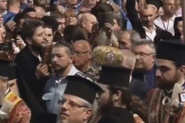 (VIDEO) SILAZAK BLAGODETNOG OGNJA U JERUSALIM