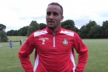 "Izguglaj me, ja sam milioner!": PIJANI FUDBALER NAPRAVIO CIRKUS PRED POLICIJOM!