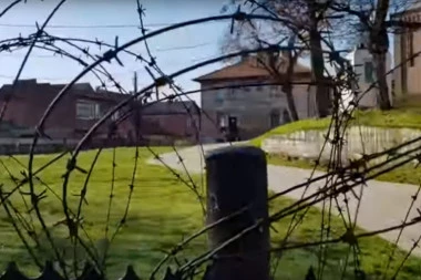 VIDI LI OVO KO? Srbi na Kosovu Vaskrs dočekuju opasani bodljikavom žicom