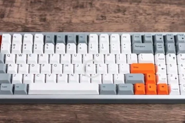 Stiže Kira - nova mehanička tastatura!