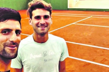 (FOTO) Novak uz brata Marka osvaja Kalemegdan!